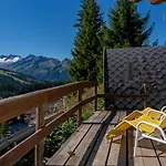 H Xl Chalet